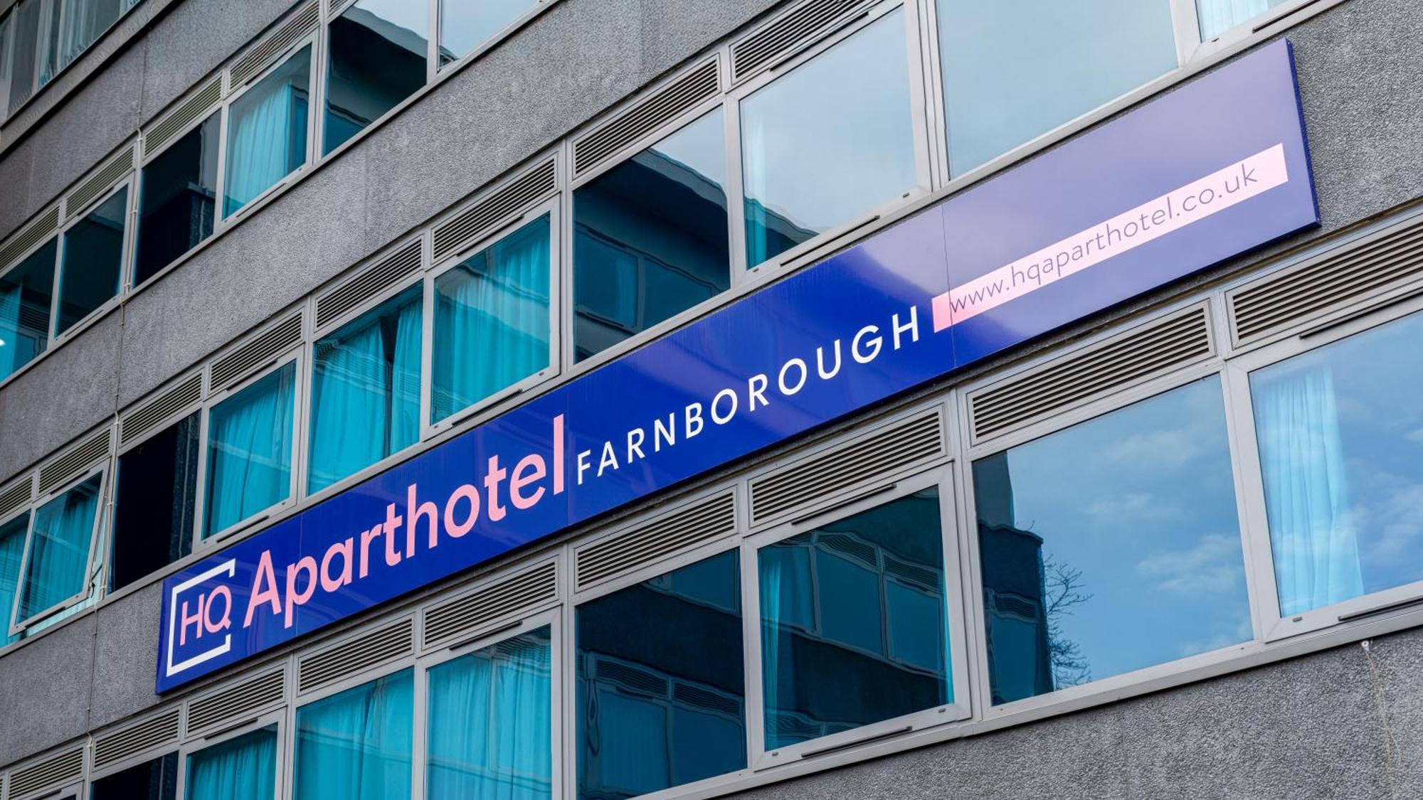 ซาโก อพาร์ตโฮเต็ล ฟาร์นโบโรช์ Aparthotel ฟาร์นโบโรห์ ภายนอก รูปภาพ